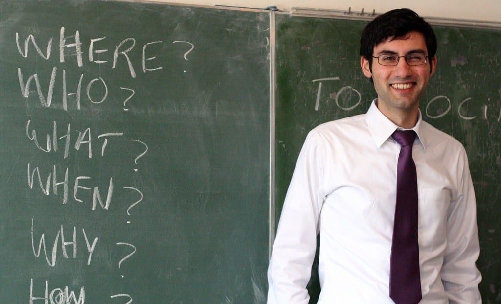Travel While Teaching English