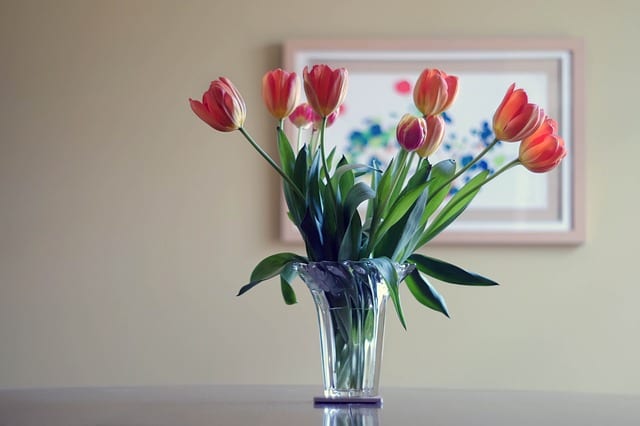 Buying Flowers Online: Tips From a Shopping Expert