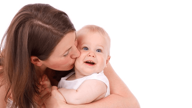 Moms Eat Free: 17 Freebies Just for Moms on Mother's Day