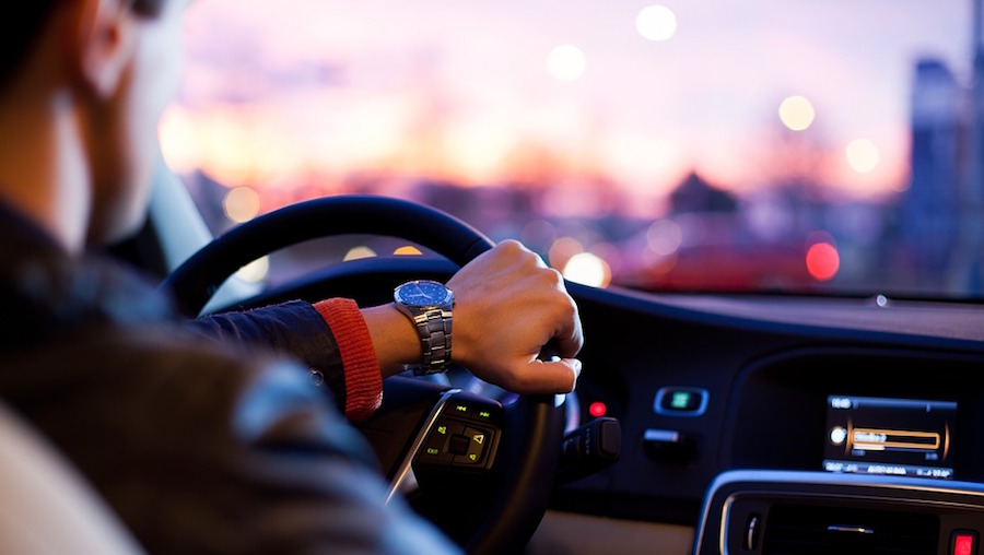 37 Things You Should Always Keep in Your Car