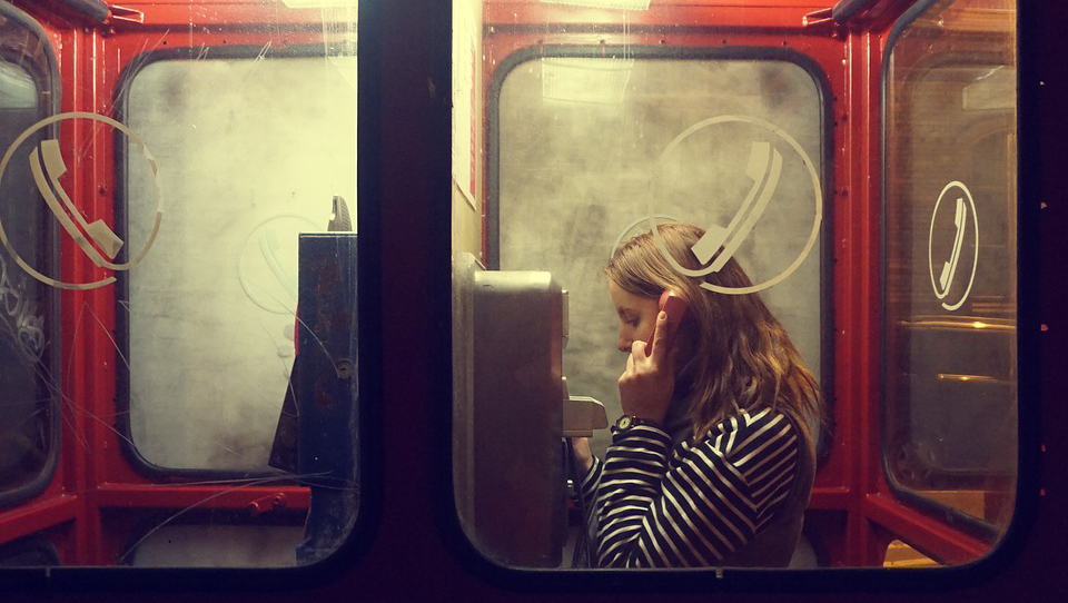 A Budget Traveler's Guide to Staying Connected While Traveling Abroad