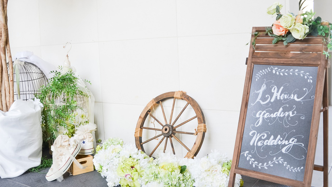 Your Wedding Decor Could Be Worth Some Serious Cash