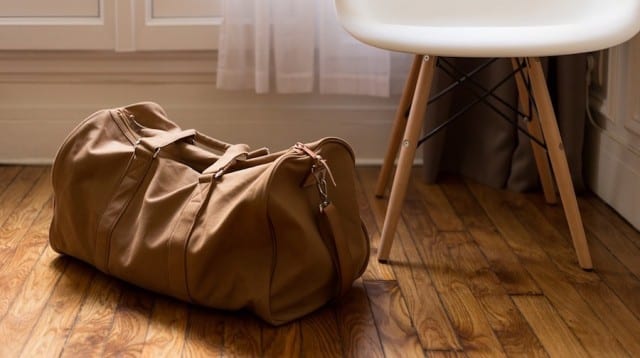 14 Things Every Budget Traveler Should ALWAYS Have in Their Carry-On