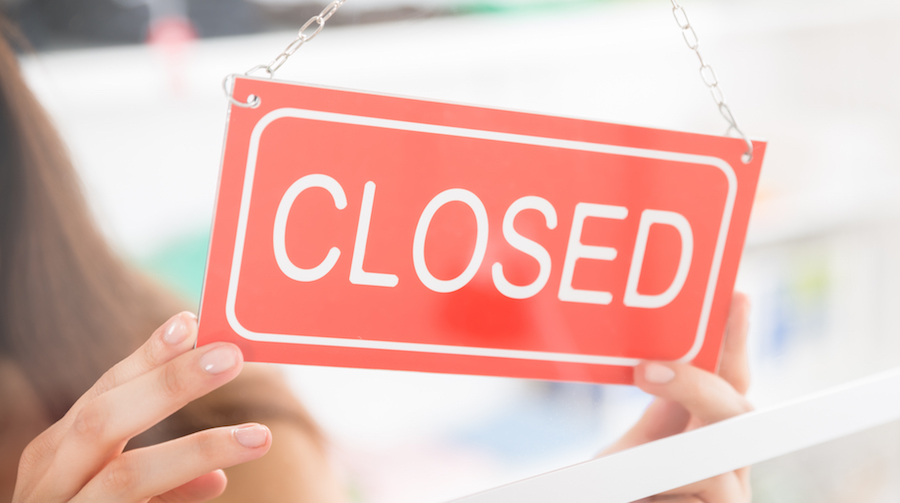 26 Retailers Closing Stores in 2017 | Brad's Deals