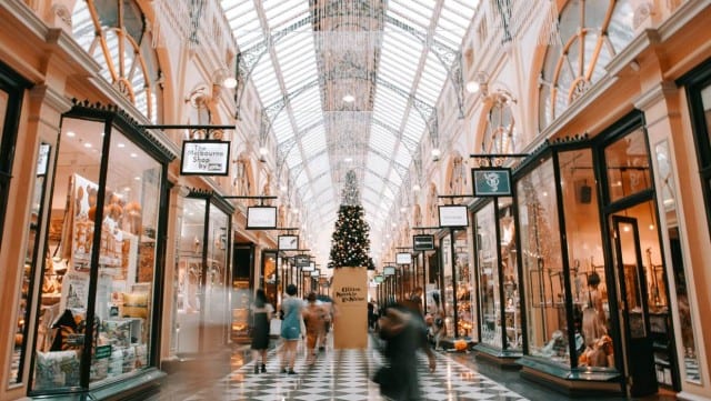 See Which Stores are Open on Christmas Day