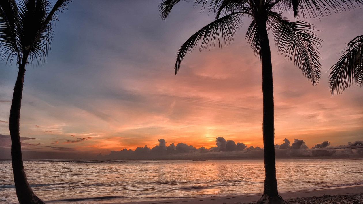 4 Best Places to Visit in April for a Cheap Vacation