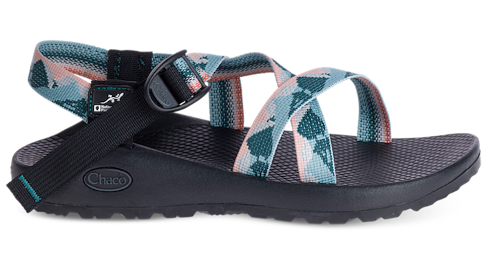 shoes similar to chacos