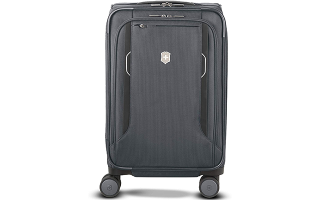 victorinox carry on luggage